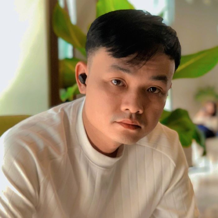 Hồ Nhựt Tân 
