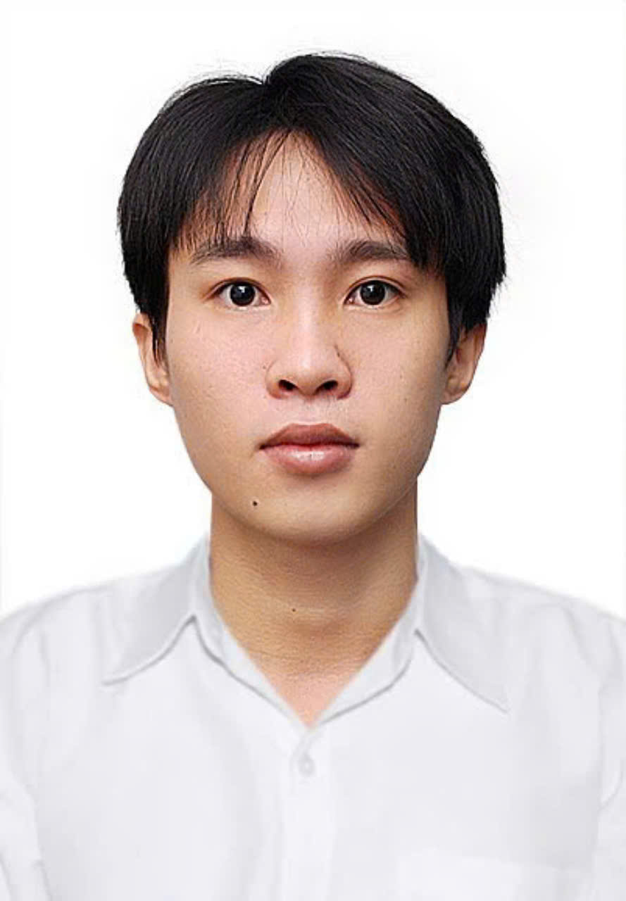 PHAN VĂN ĐỨC 