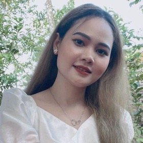 Thạch thị mỹ Hường