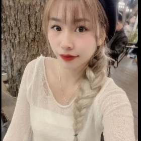 DƯƠNG THỊ NGỌC HUYỀN