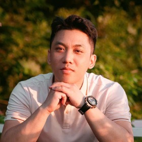 NGUYỄN HỒNG THỦY