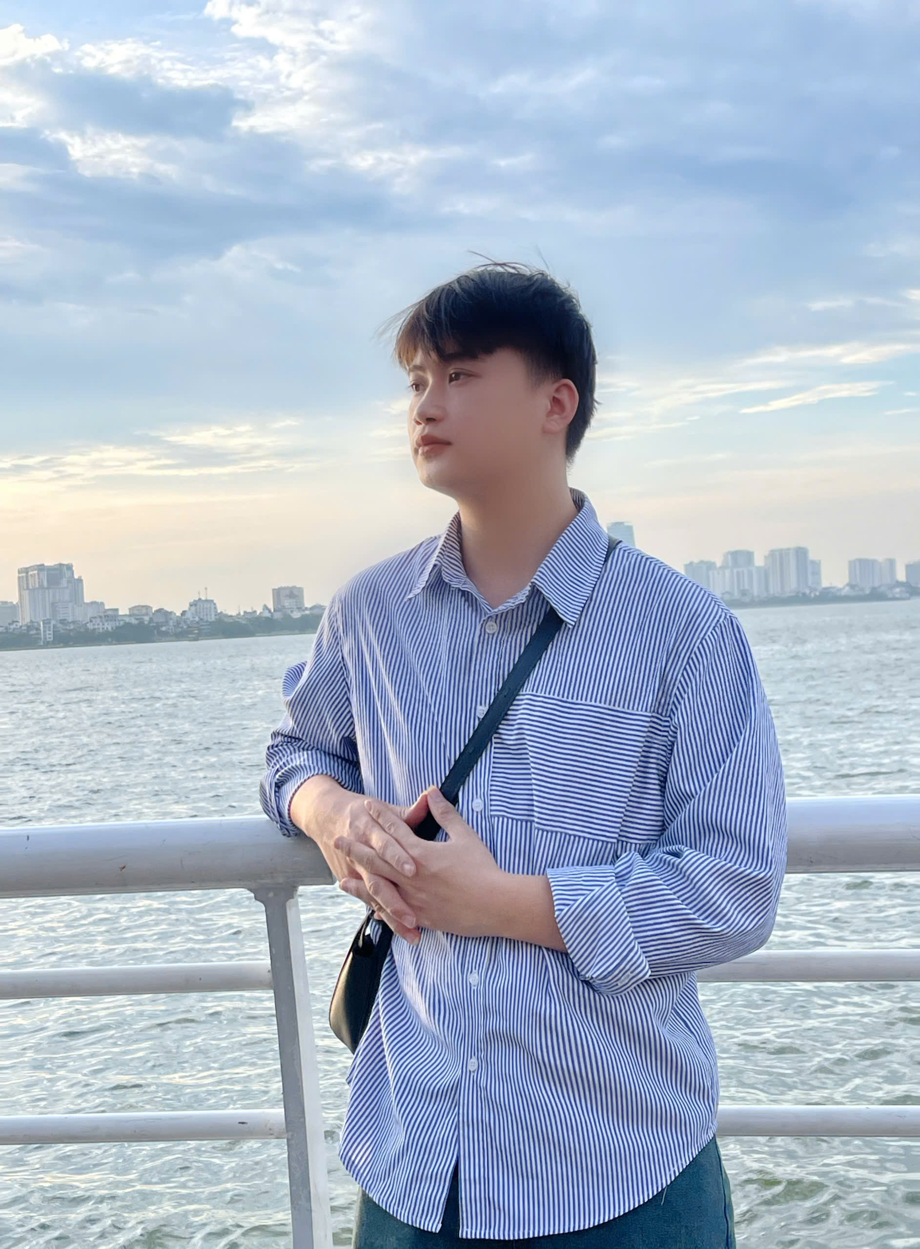 Hà Hồng Nhi何鸿儿