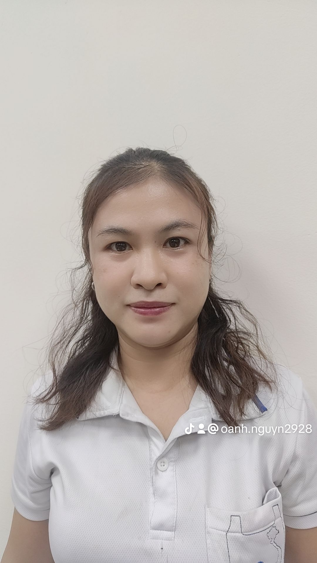 NGUYỄN THỊ THÚY OANH