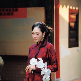 Trần lê hương Quỳnh