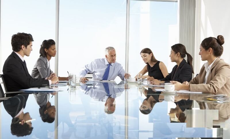 Các hình thức phổ biến của trọng tài thương mại là gì?