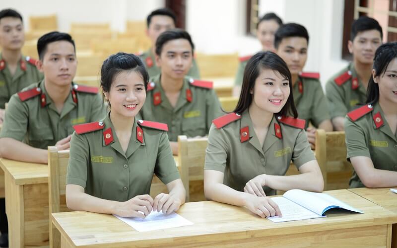 Các ngành công an tuyển nữ hiện nay