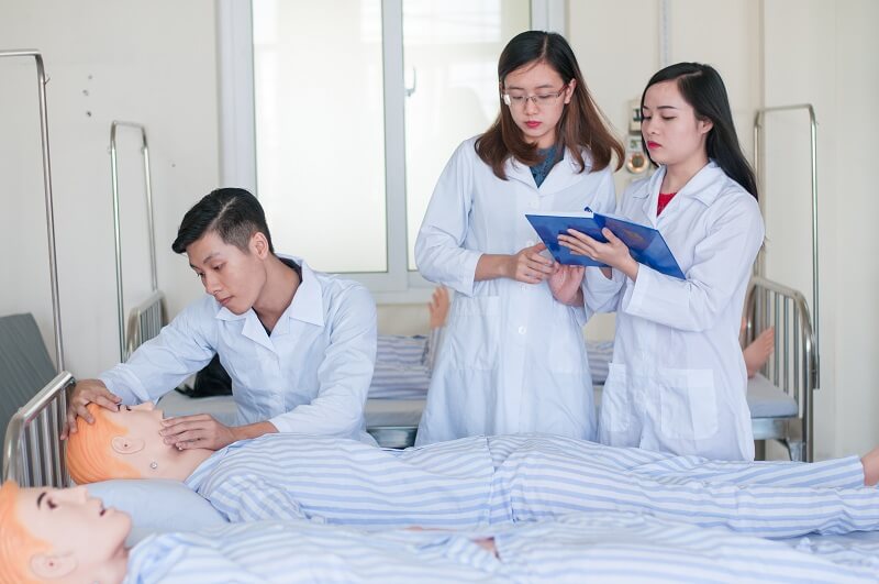 y tá là nghề gì