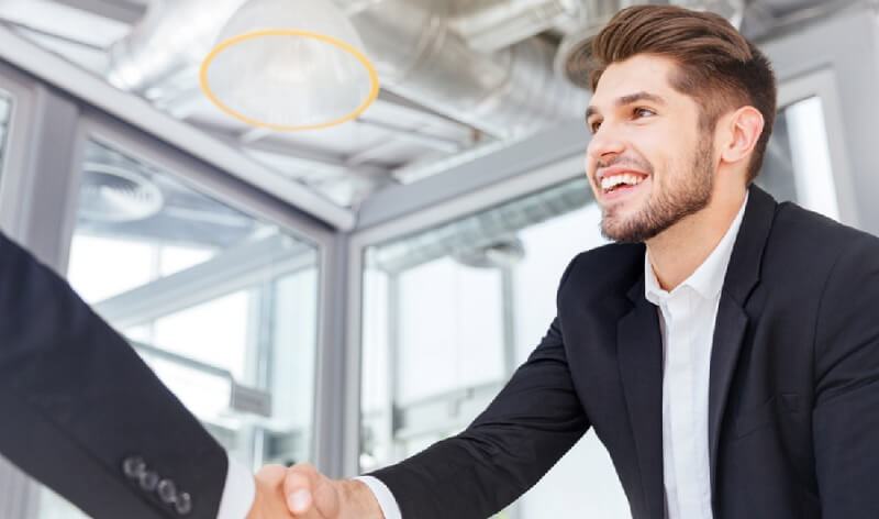 Vậy còn Auth là gì và cách sử dụng khi áp dụng?