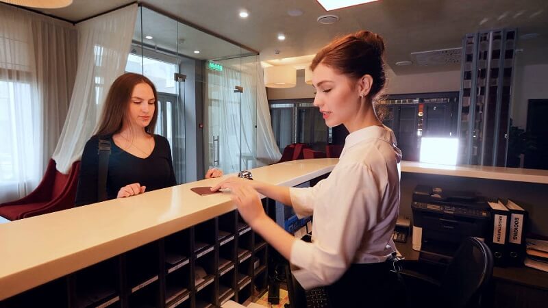 Lý do gì khiến bạn nghỉ việc ở khách sạn cũ?