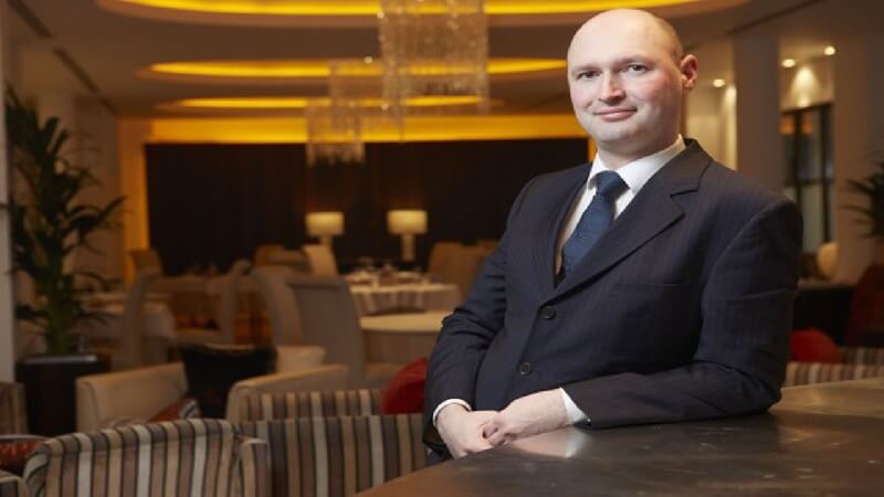 Một mở đầu đơn bằng việc tóm tắt bằng cấp