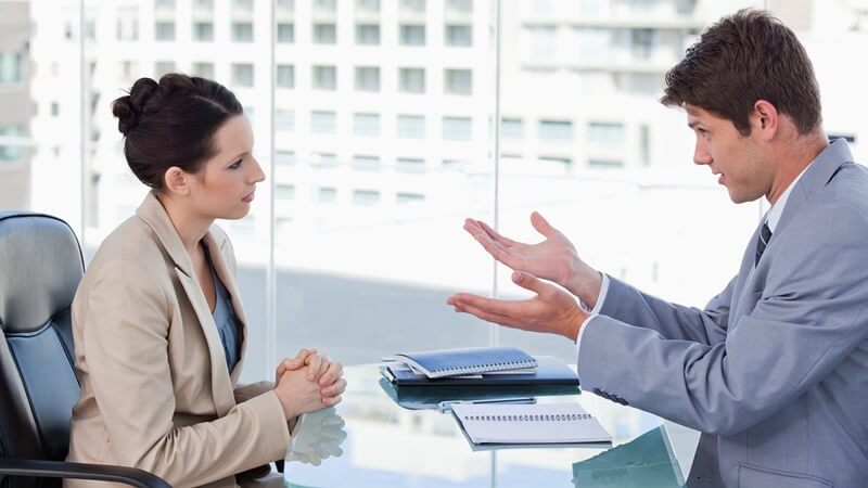 Khả năng giao tiếp và đàm phán tốt