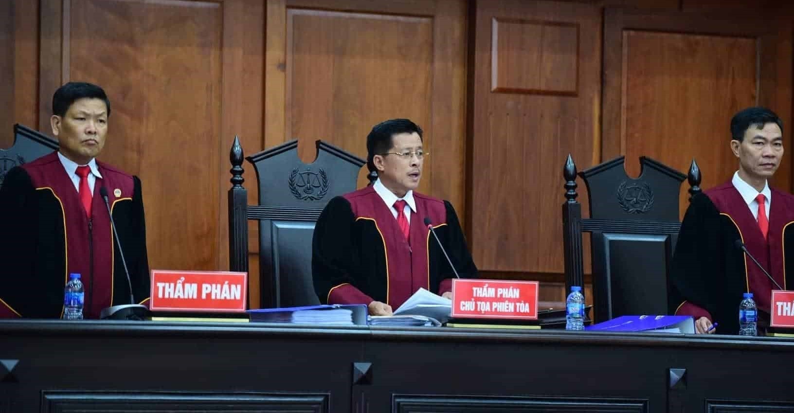 Chuyên viên tại cơ quan Pháp luật nhà nước