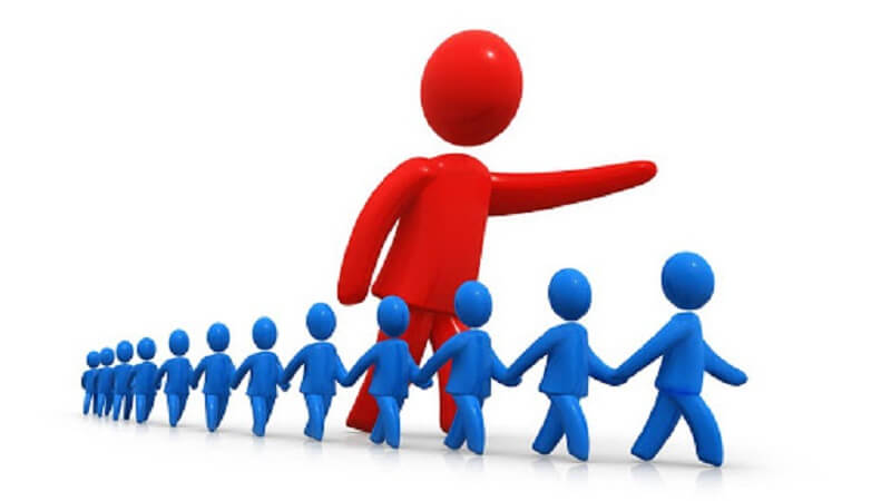 Lãnh đạo được hiểu là cao hơn quản lý