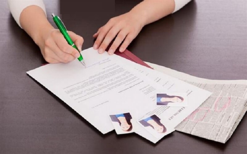 Mở đầu đơn xin việc nhân viên văn phòng viết như thế nào?