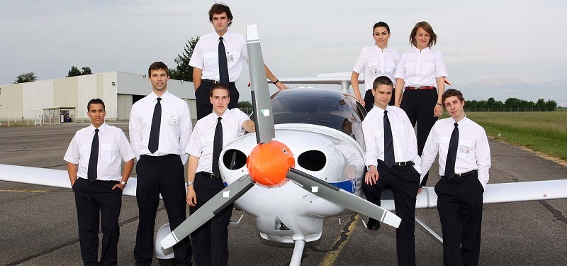 Học ngành kỹ thuật hàng không thú vị bởi các kiến thức gì?