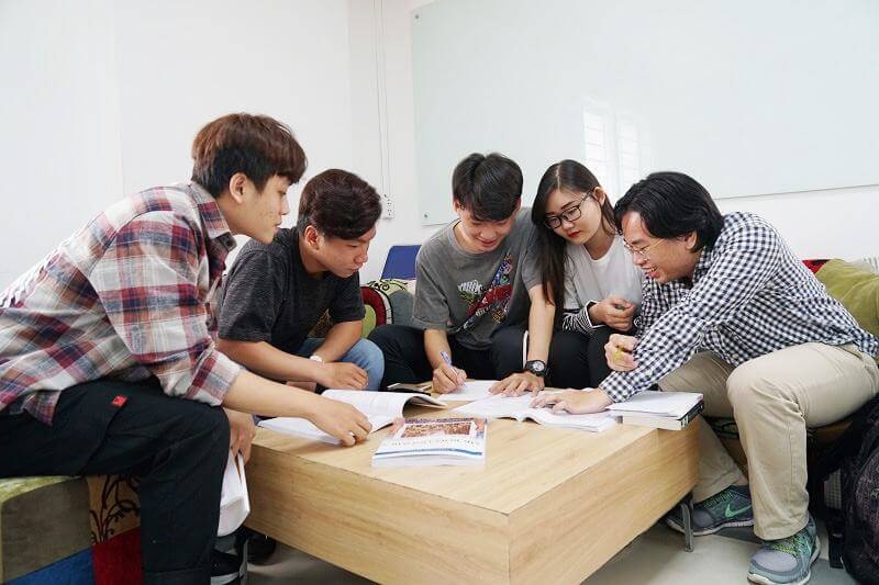 Ngành quản trị kinh doanh có dễ xin việc không? Bạn có biết