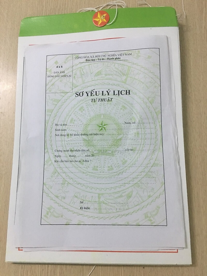 Sơ yếu lý lịch tự thuật