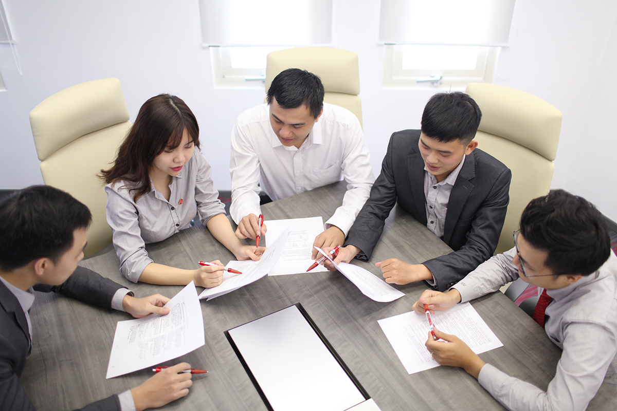 Tiêu chí đánh giá năng lực nhân viên