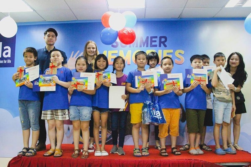 Môi trường làm việc năng động phù hợp với nhiều bạn trẻ