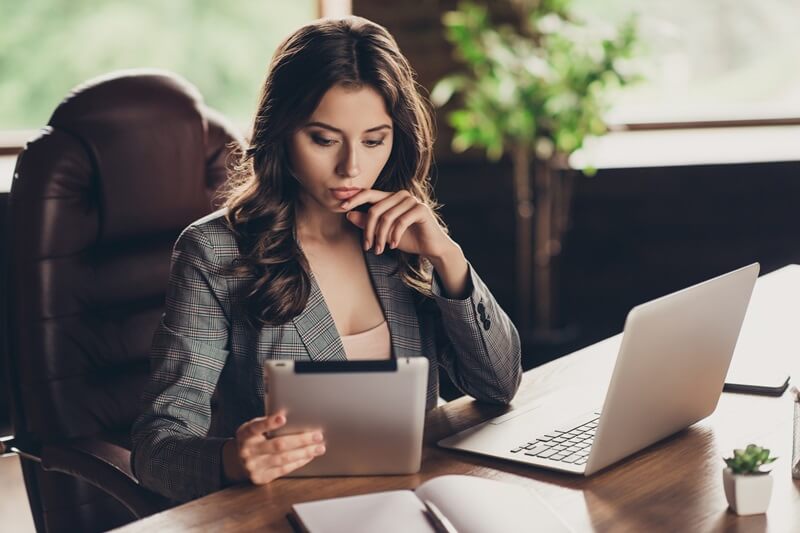 Tối ưu hóa quá trình tạo CV bằng các công cụ hỗ trợ trực tuyến