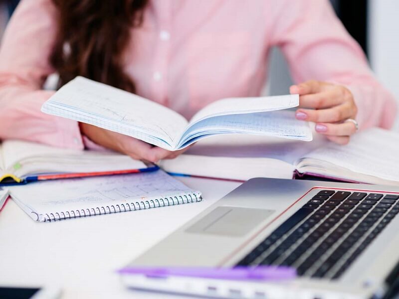 Những lưu ý về cách viết CV biên phiên dịch