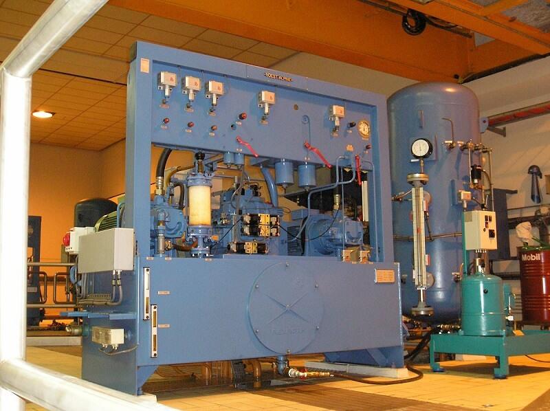 [Tìm hiểu] Bản mô tả công việc nhân viên vận hành máy chuẩn nhất