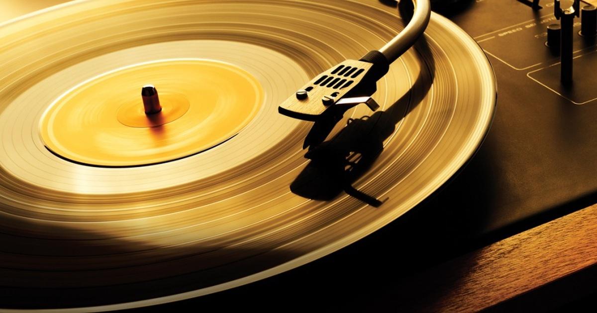 CD là viết tắt của từ gì? Tổng quan về ưu và nhược điểm của đĩa CD