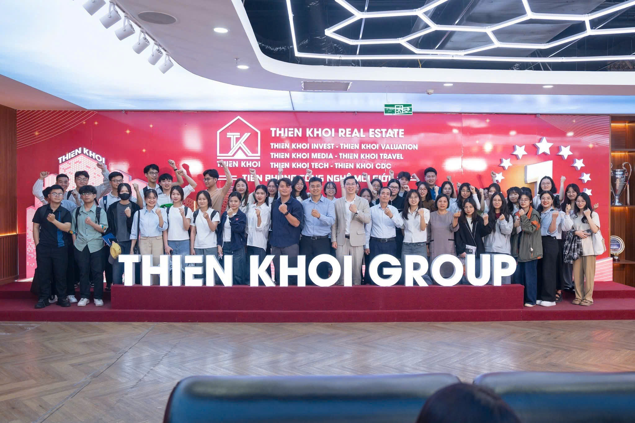 Ảnh lớn